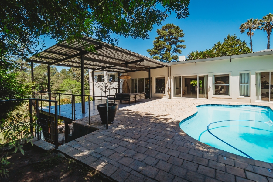 5 Bedroom Property for Sale in Heather Park Western Cape